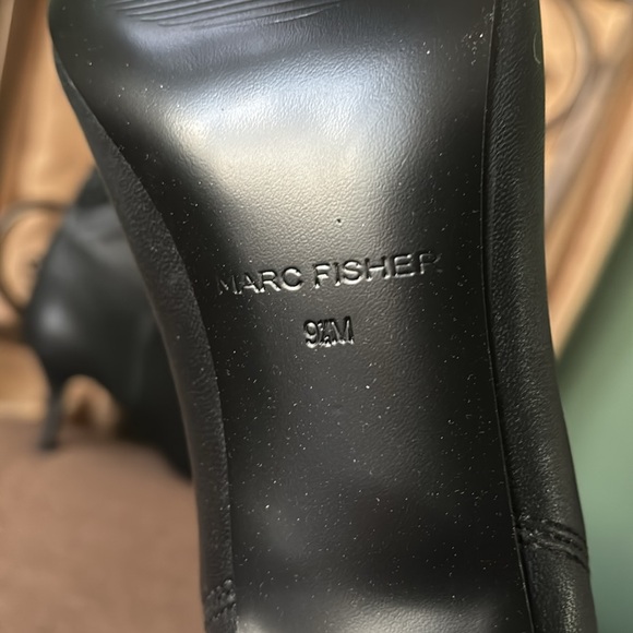 NIB women’s 9 1/2M black leather midcalf heeled business casual slouchy boots - Picture 10 of 11